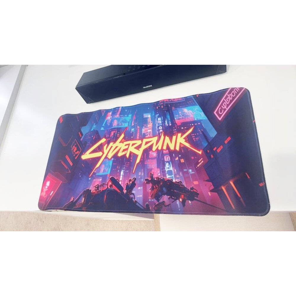 Cyberpunk City Extended Mouse Pad – Neon Gaming Desk Mat